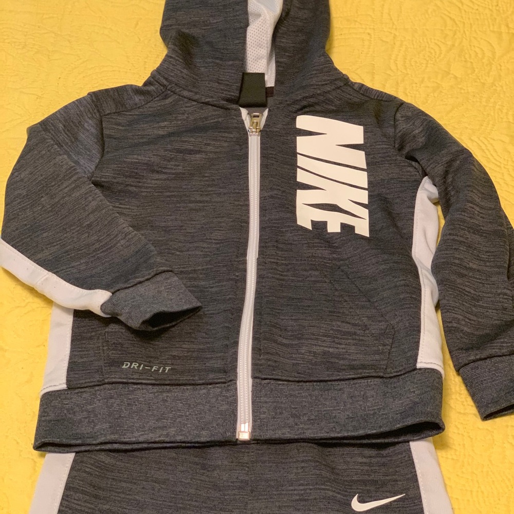 Nike Two-Piece Set